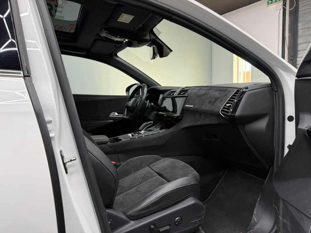 DS DS7 CROSSBACK — 19