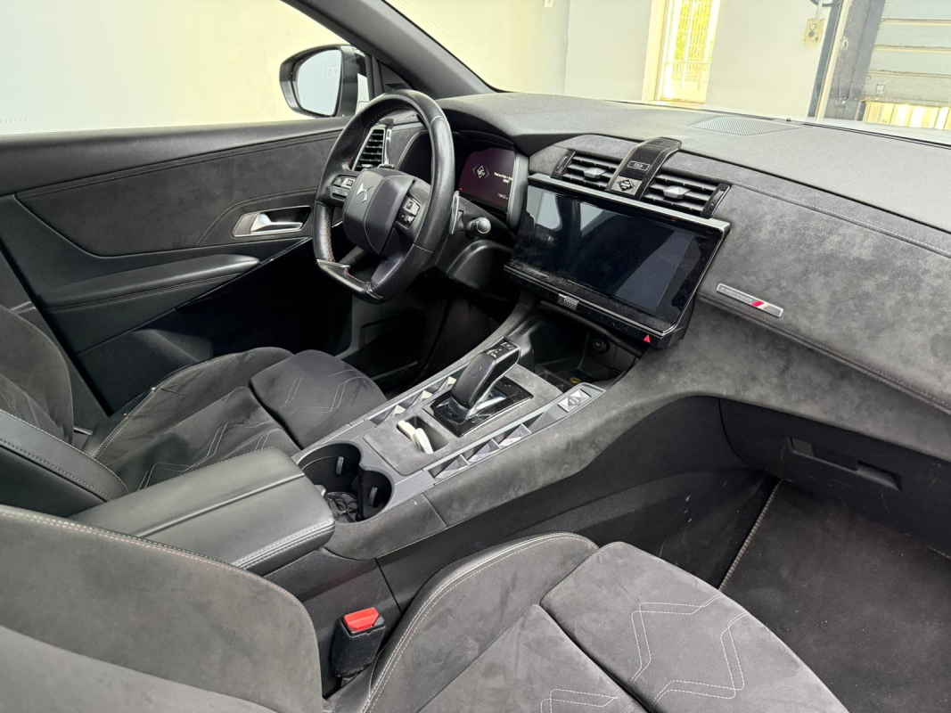 DS DS7 CROSSBACK — 20