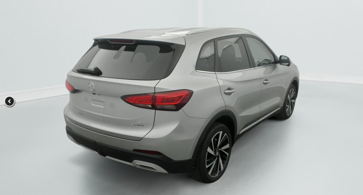 MG ZS — 8