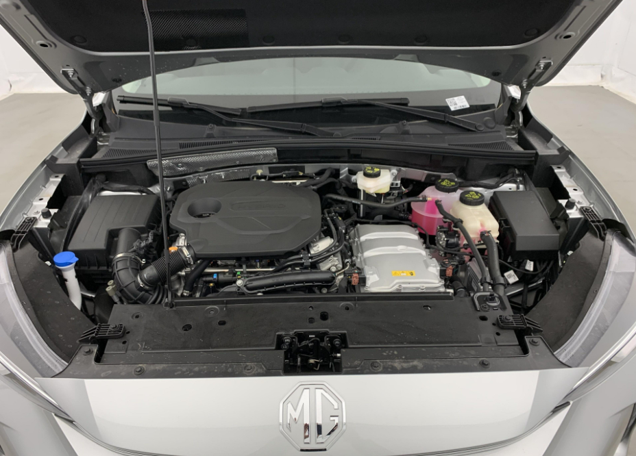 MG ZS — 24