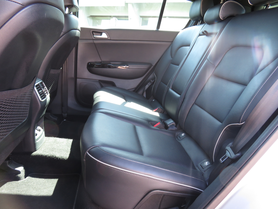 Kia Sportage — 14