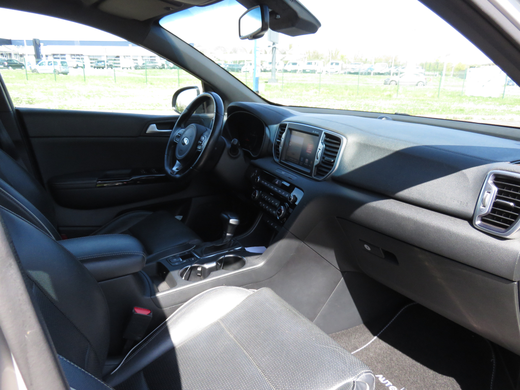 Kia Sportage — 15