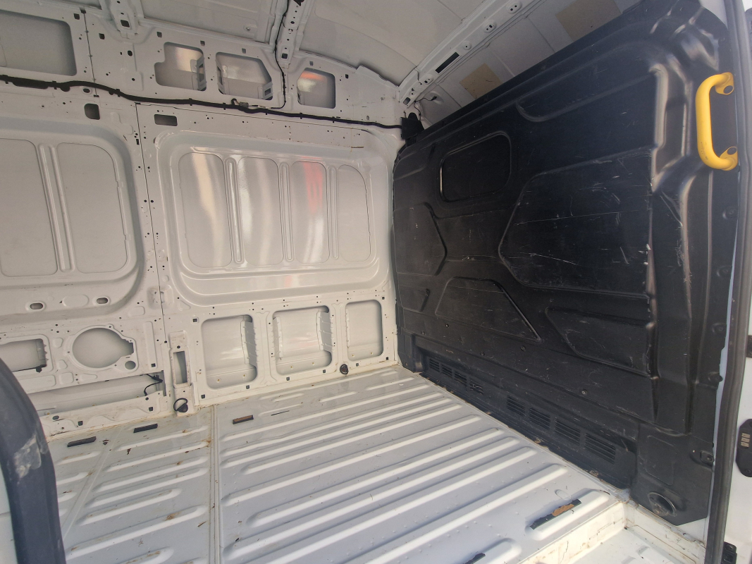 Ford Transit — 21