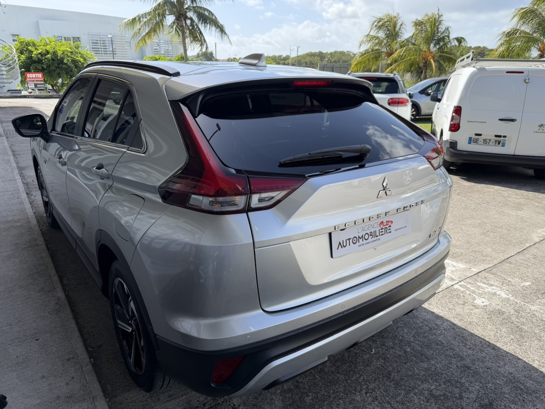 Mitsubishi Eclipse Cross — 4