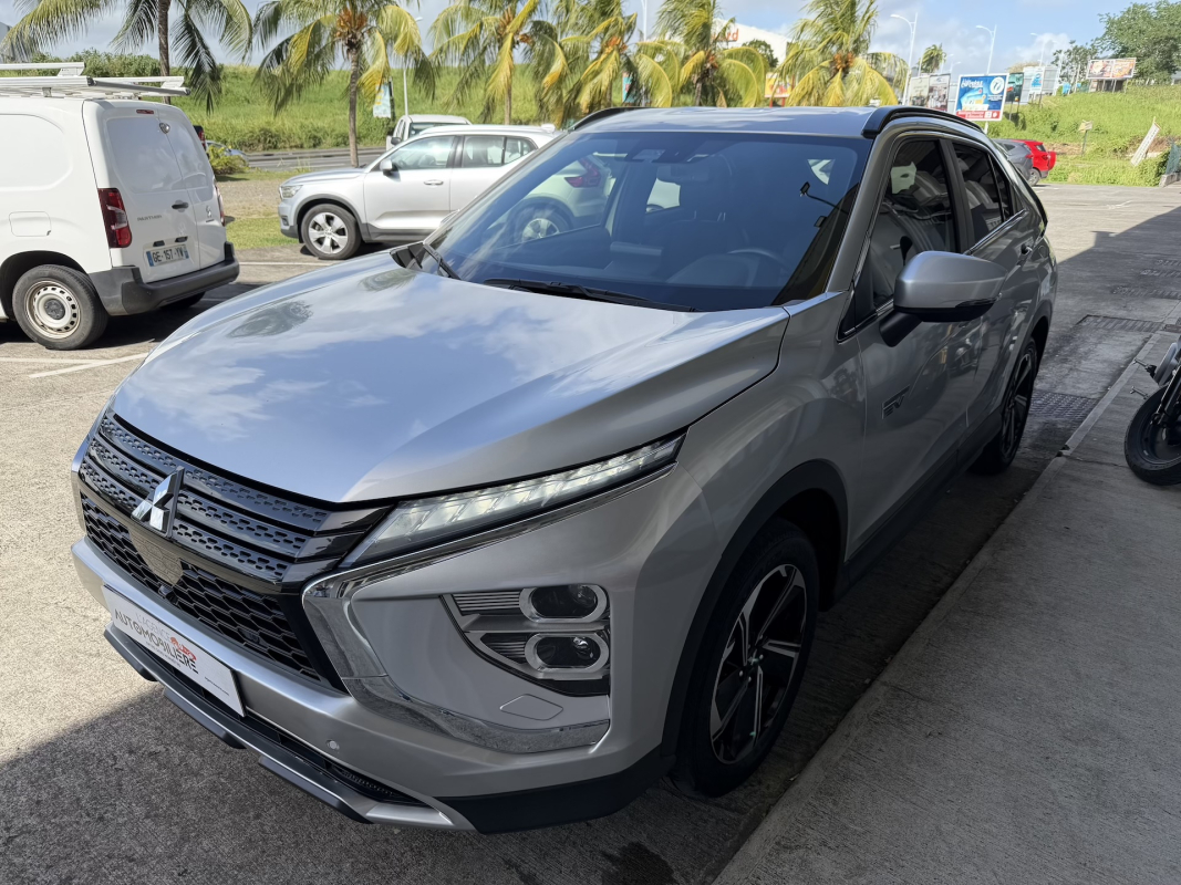 Mitsubishi Eclipse Cross — 3