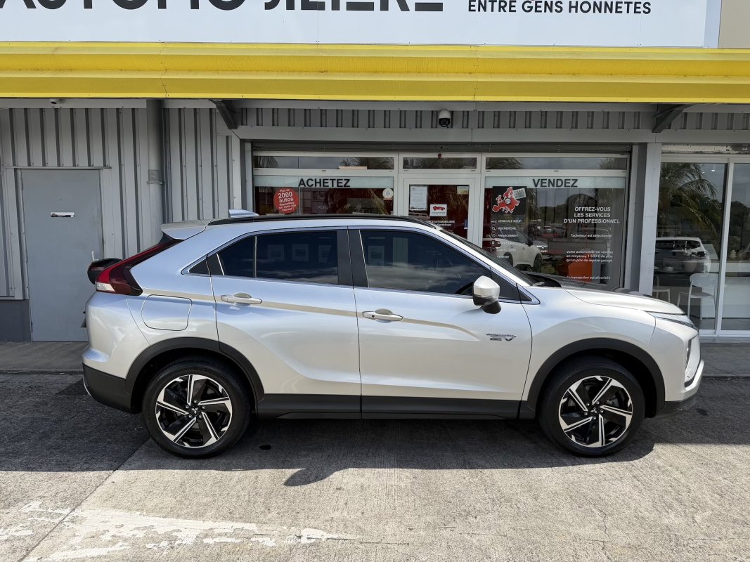 Mitsubishi Eclipse Cross — 7