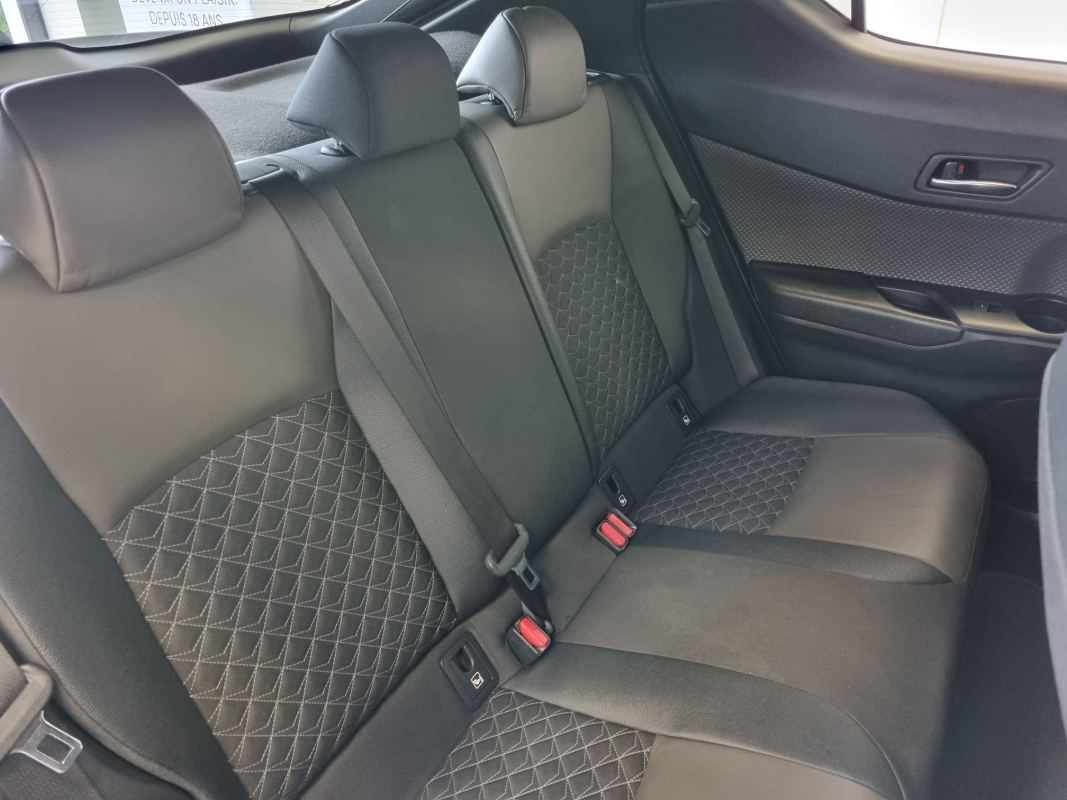 Toyota C-HR — 18