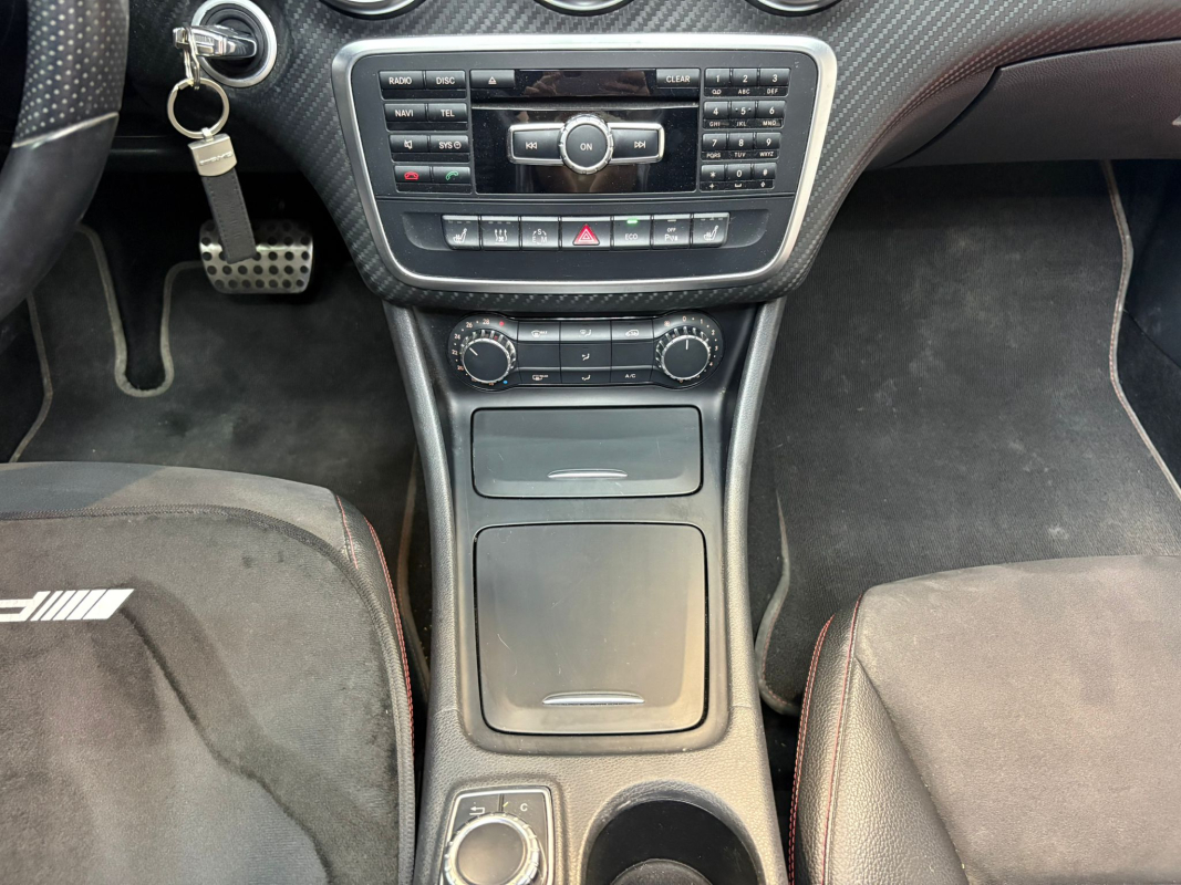 Mercedes Classe A — 16