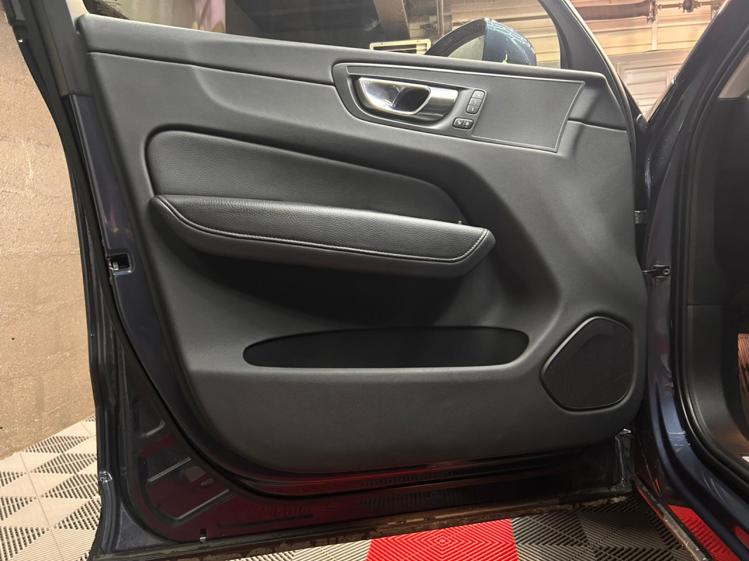 Volvo XC60 — 19