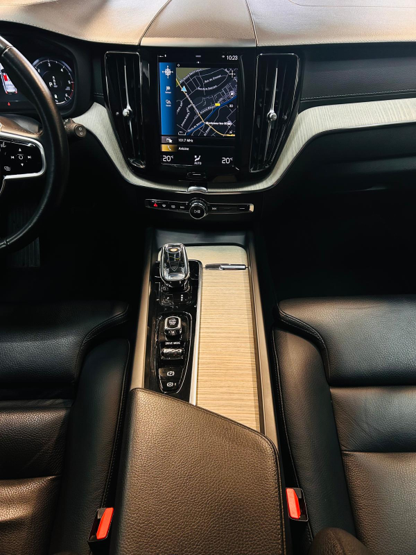 Volvo XC60 — 13