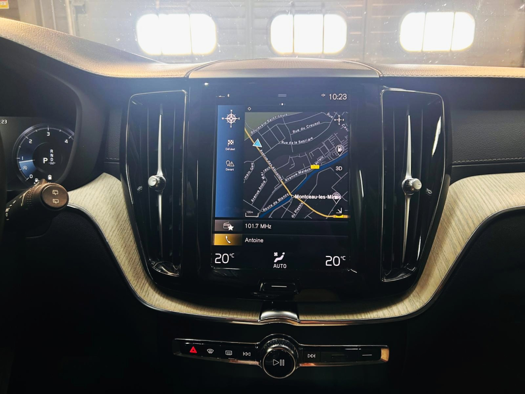 Volvo XC60 — 14