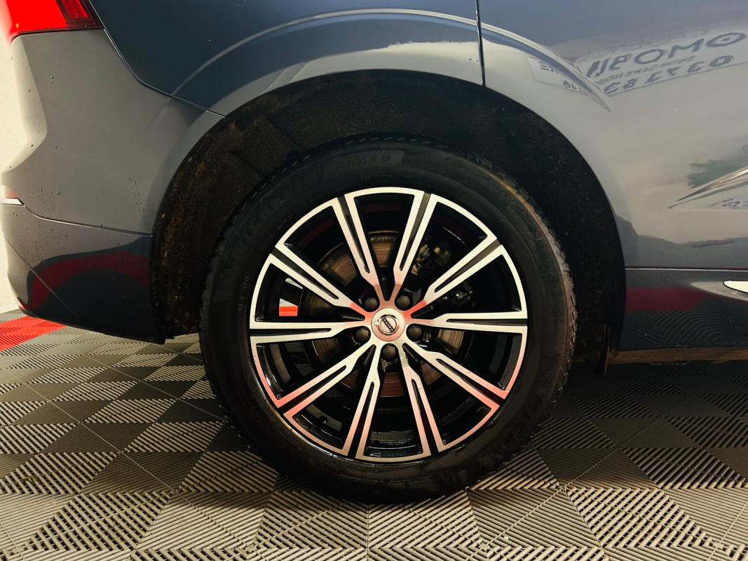 Volvo XC60 — 23