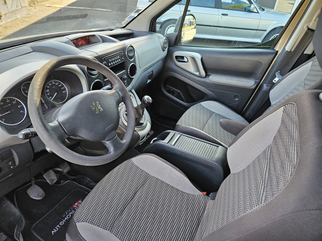 Peugeot Partner — 11