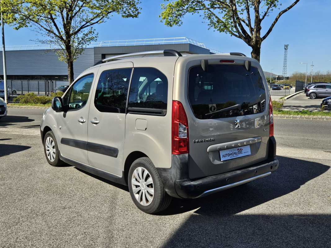 Peugeot Partner — 6
