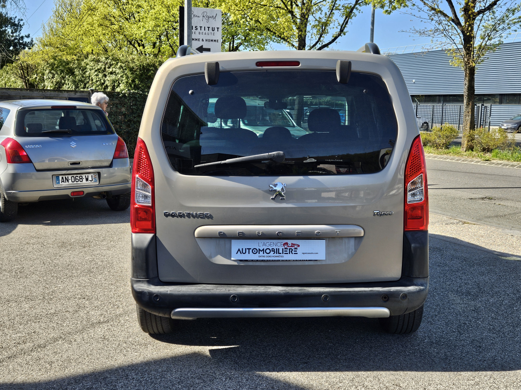 Peugeot Partner — 7