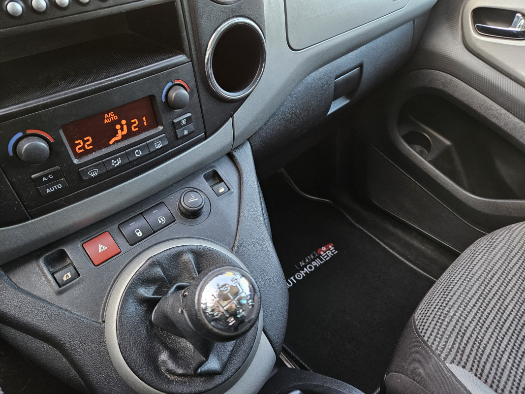 Peugeot Partner — 21