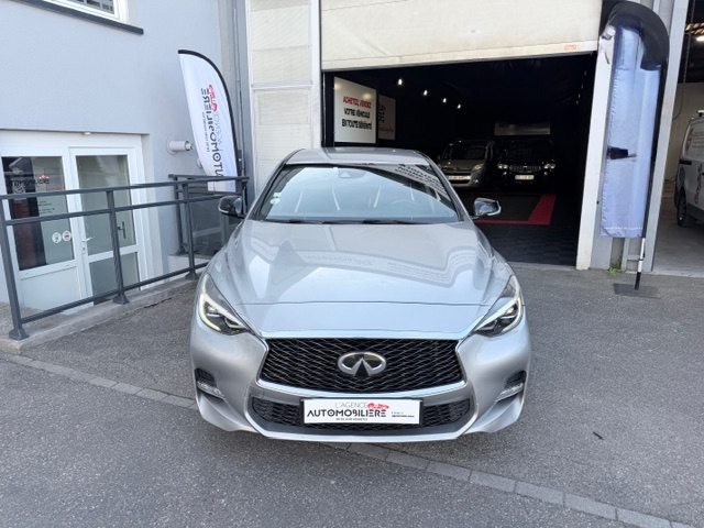 Infiniti Q30 — 26
