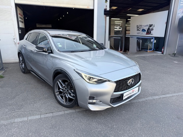 Infiniti Q30 — 24