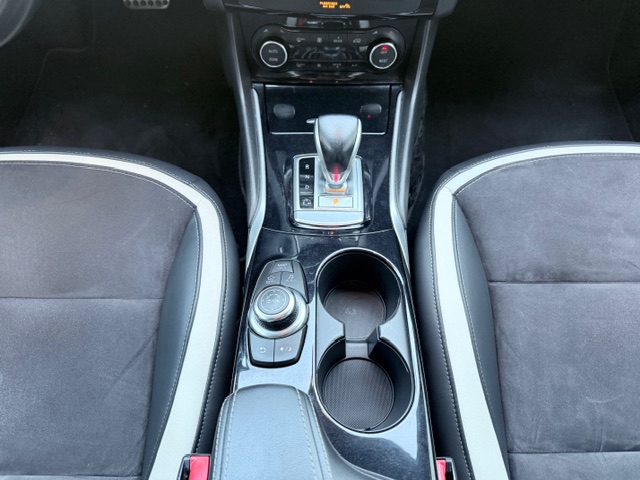 Infiniti Q30 — 13
