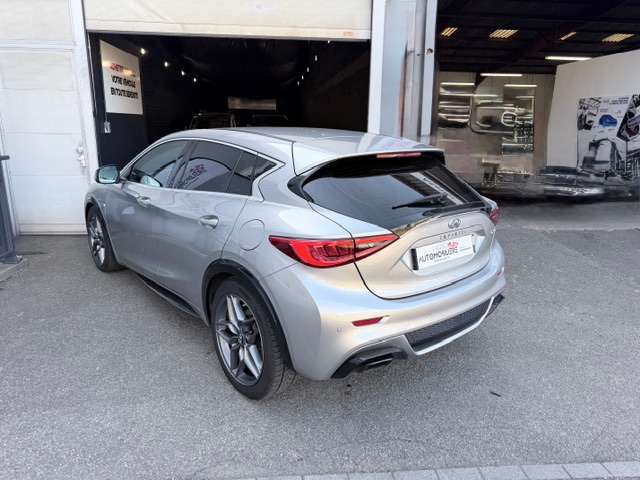Infiniti Q30 — 25