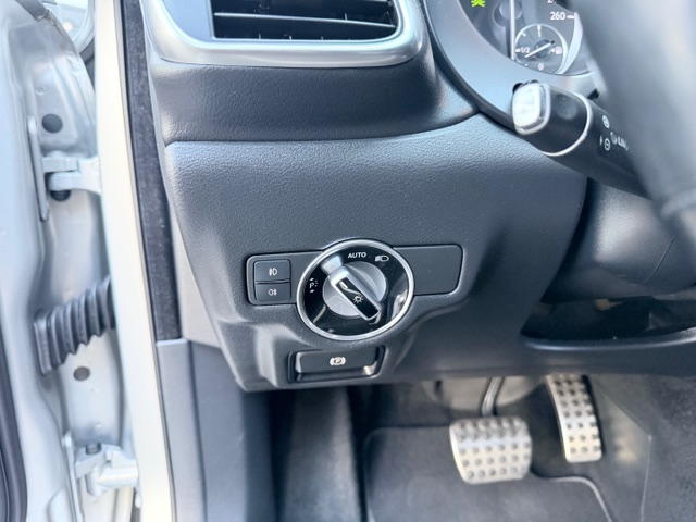 Infiniti Q30 — 18