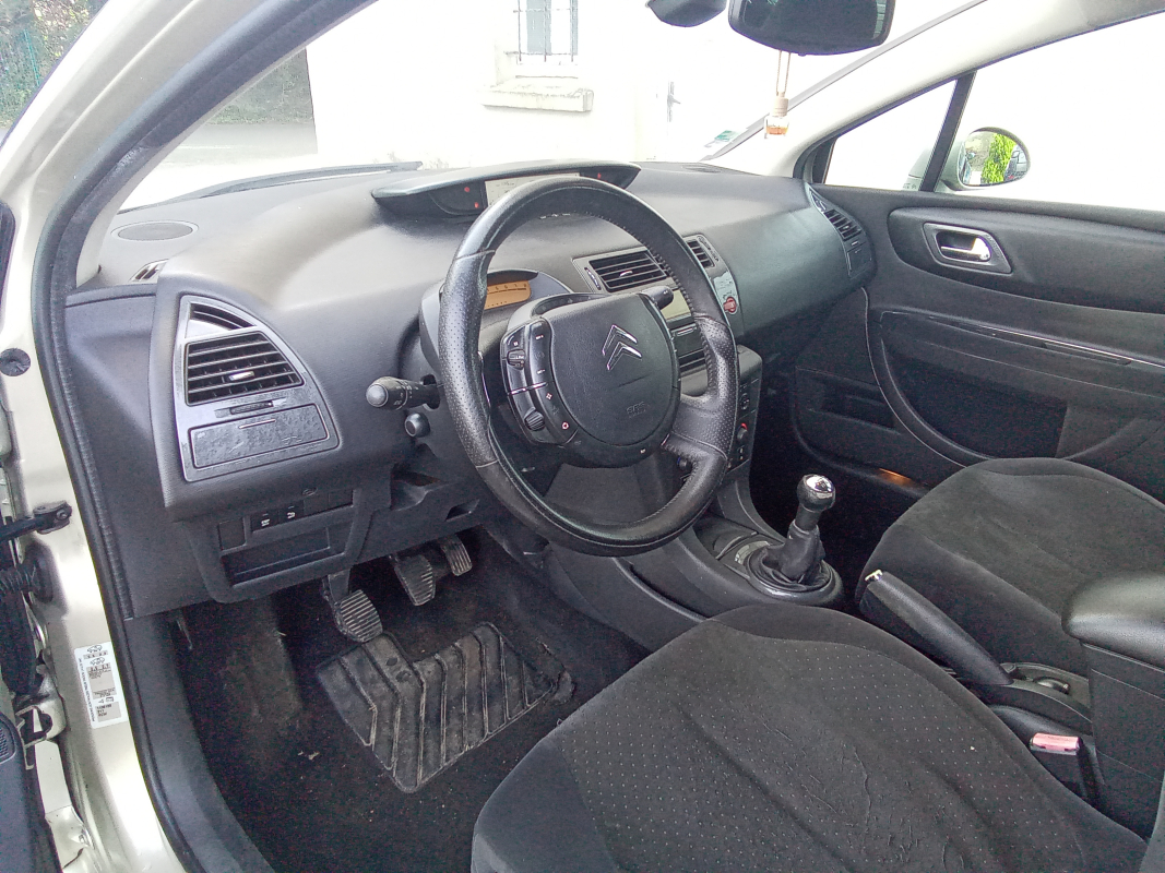 Citroen C4 — 8