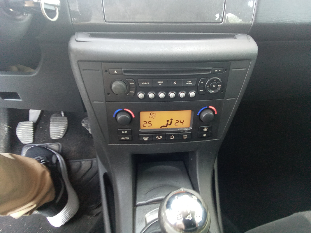 Citroen C4 — 10
