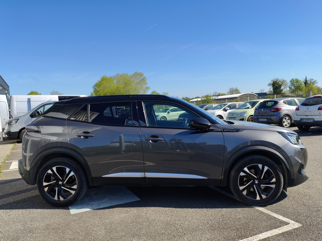 Peugeot 2008 — 4