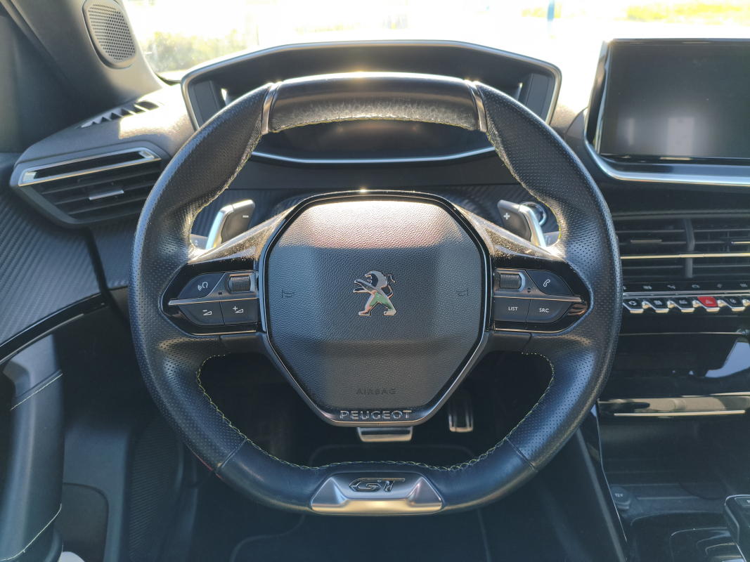Peugeot 2008 — 14