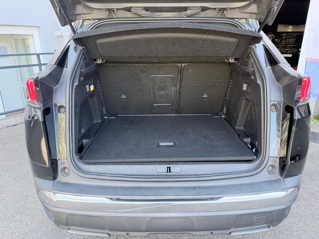 Peugeot 3008 — 17