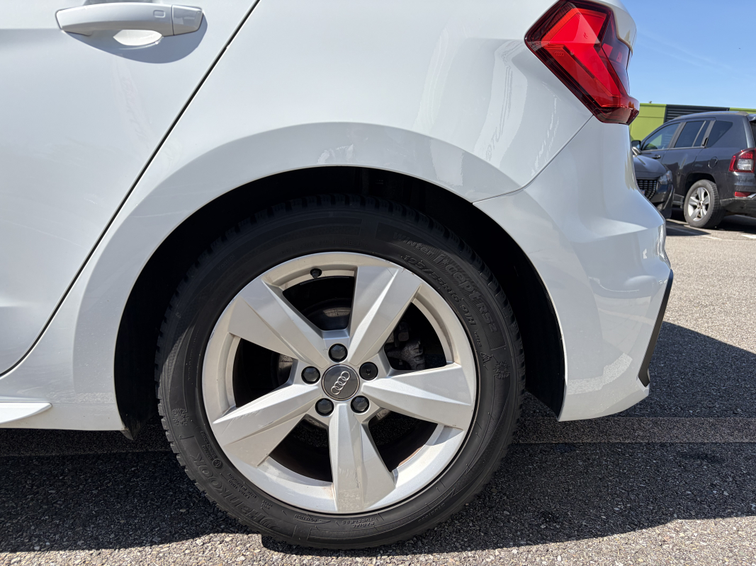 Audi A1 Sportback — 35