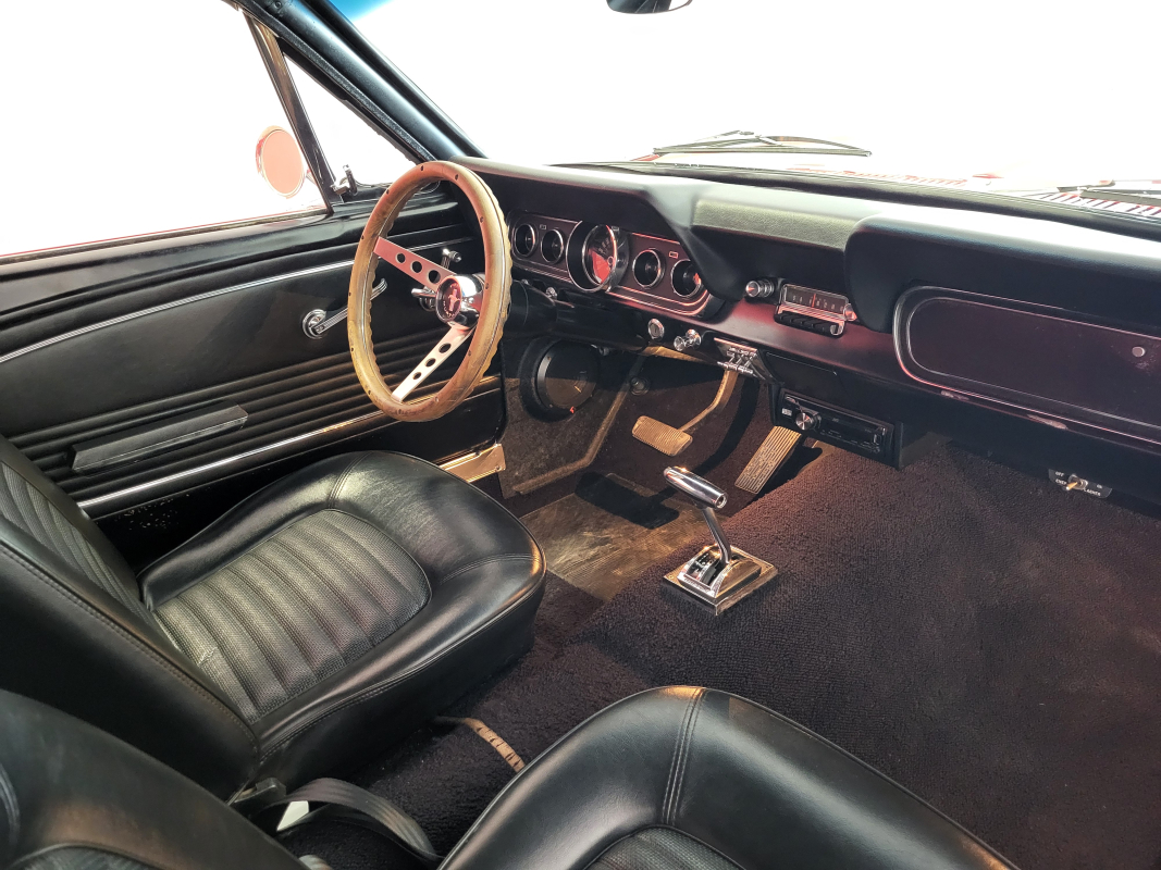 Ford Mustang — 10