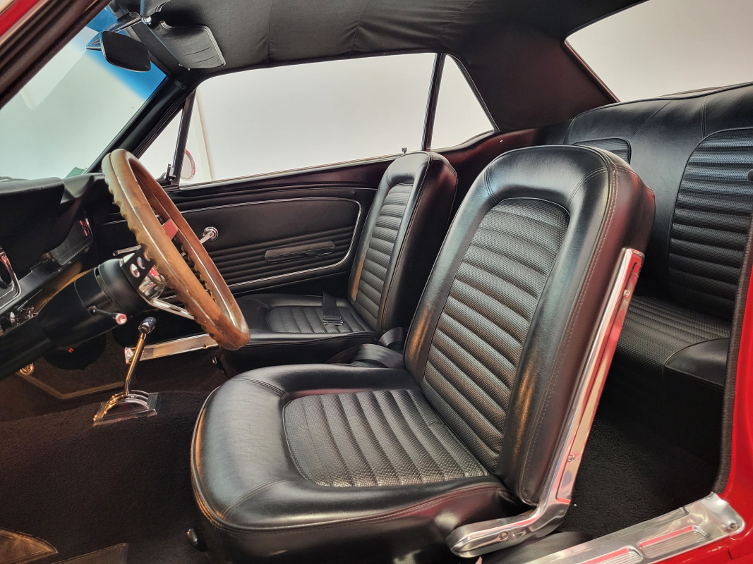 Ford Mustang — 14