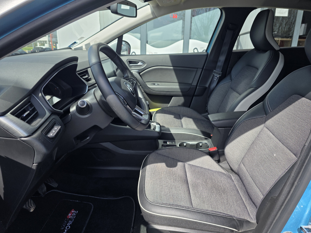 Renault Captur — 14