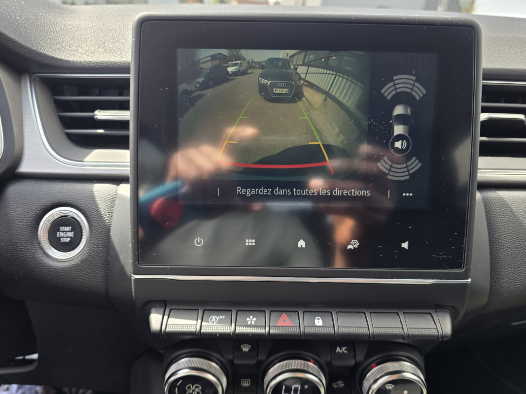 Renault Captur — 19