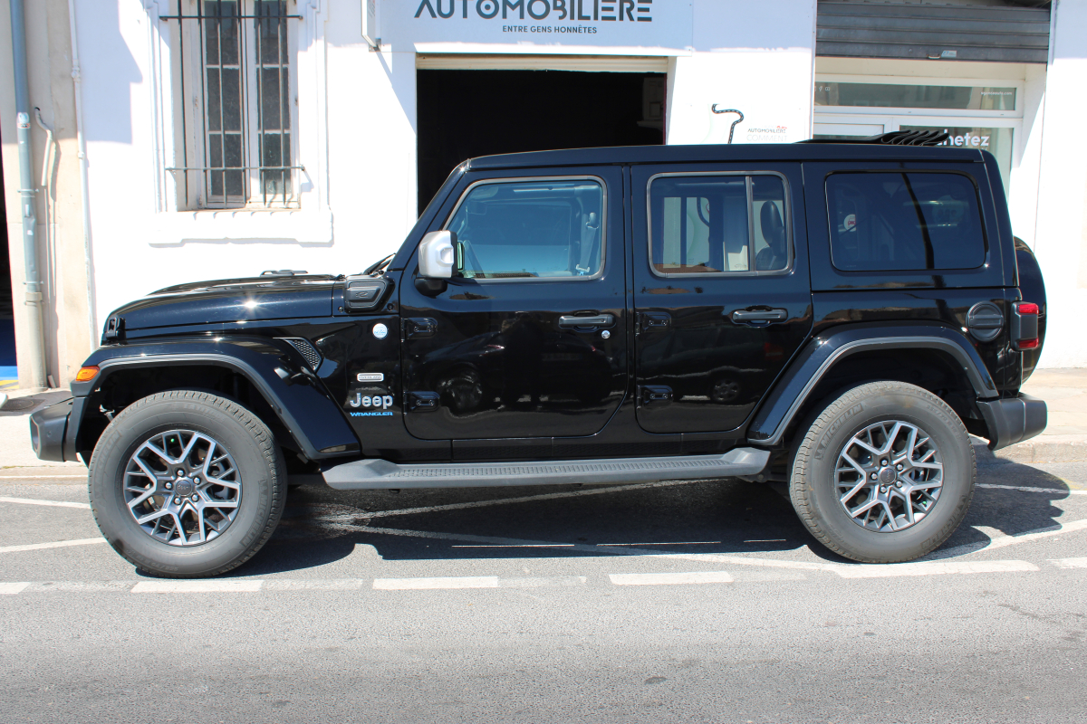 Jeep Wrangler — 8