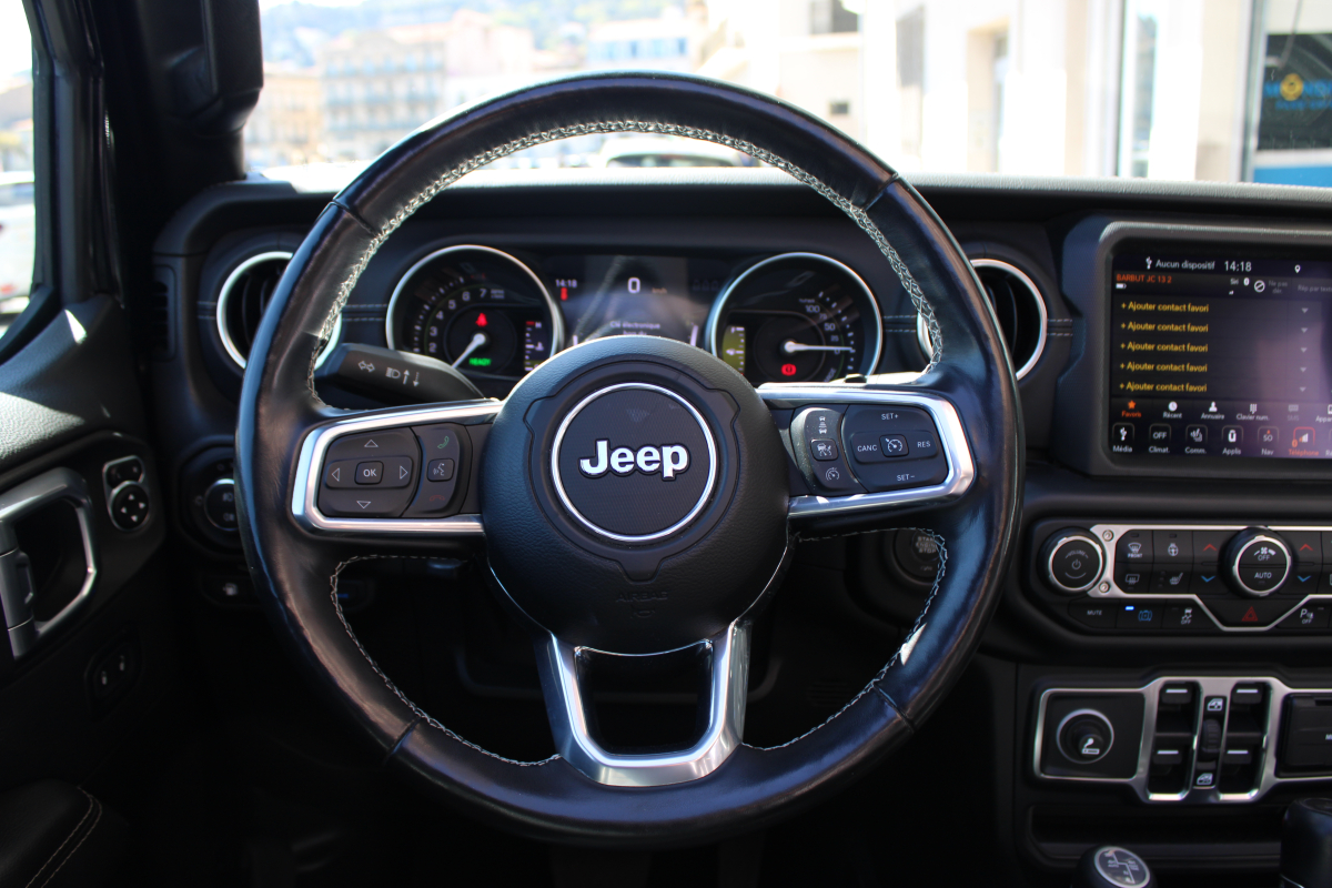 Jeep Wrangler — 15