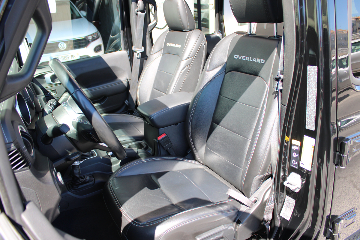 Jeep Wrangler — 12