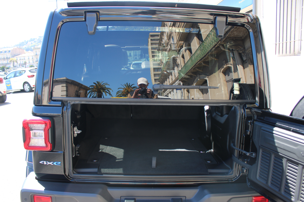 Jeep Wrangler — 31
