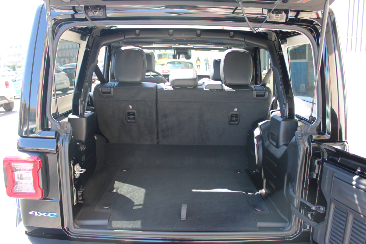 Jeep Wrangler — 32