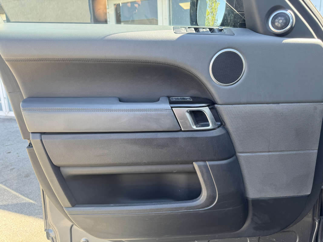 Land Rover Range Rover Sport — 30