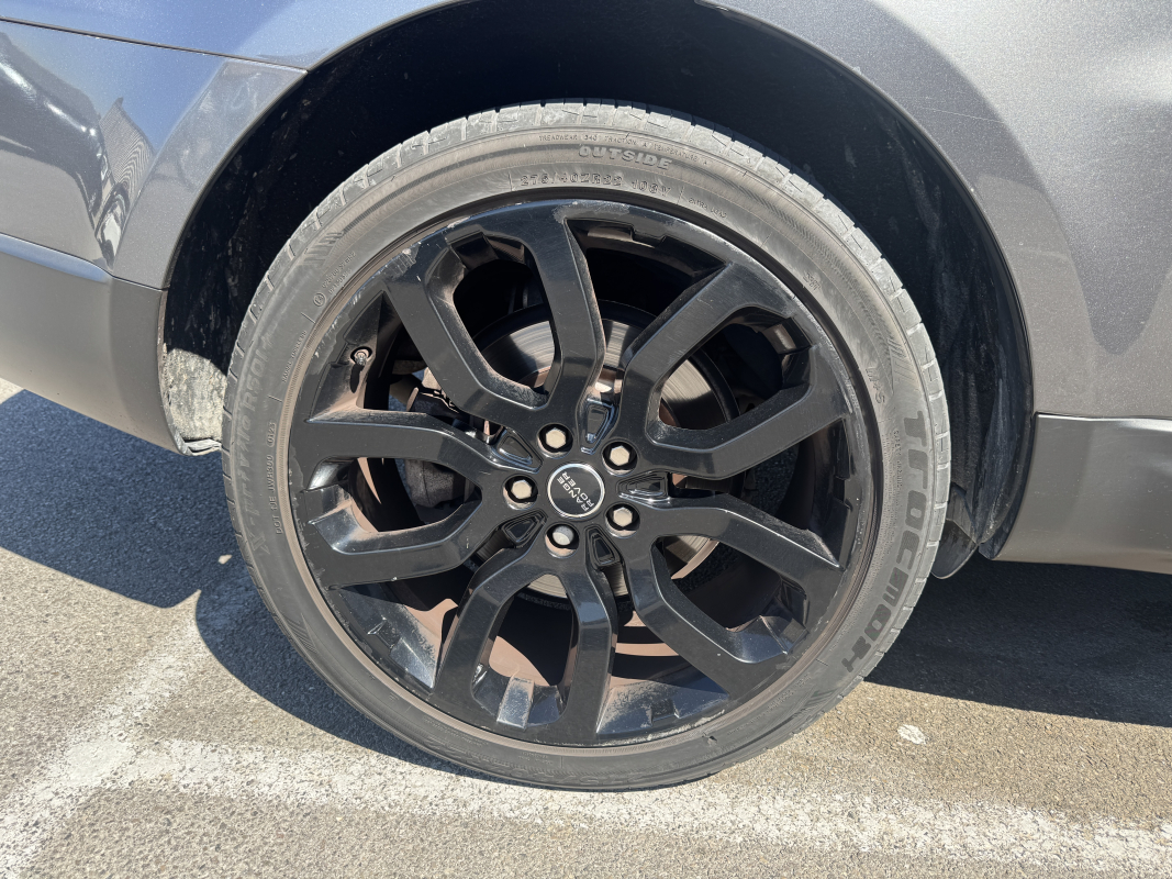 Land Rover Range Rover Sport — 27