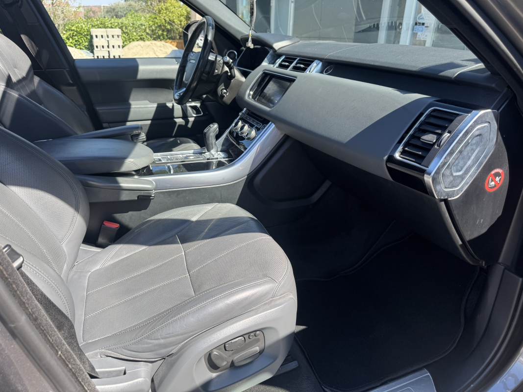 Land Rover Range Rover Sport — 23