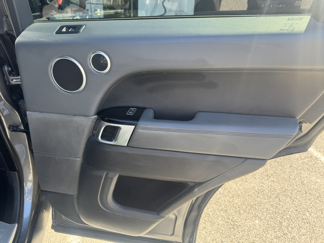 Land Rover Range Rover Sport — 32