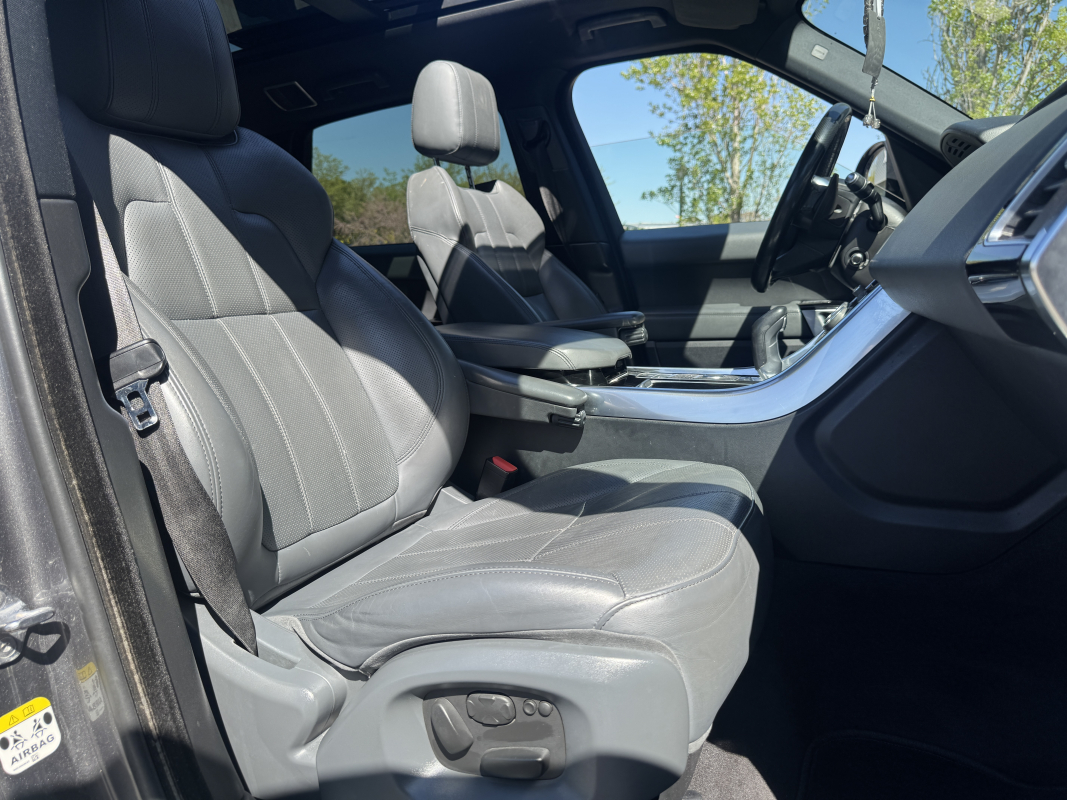 Land Rover Range Rover Sport — 24