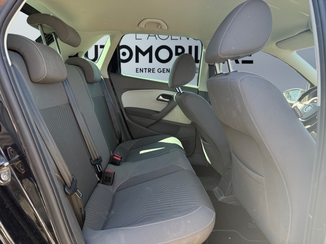 Volkswagen Polo — 13