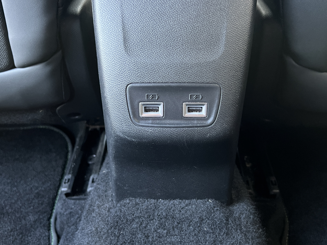Peugeot 2008 — 32