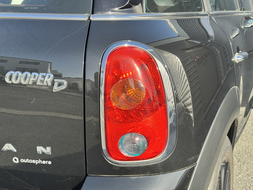 Mini Countryman — 32