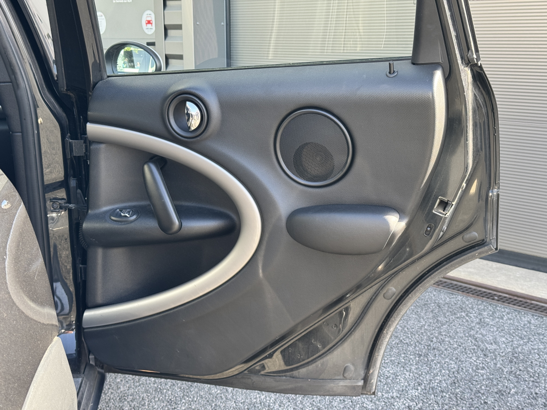 Mini Countryman — 27