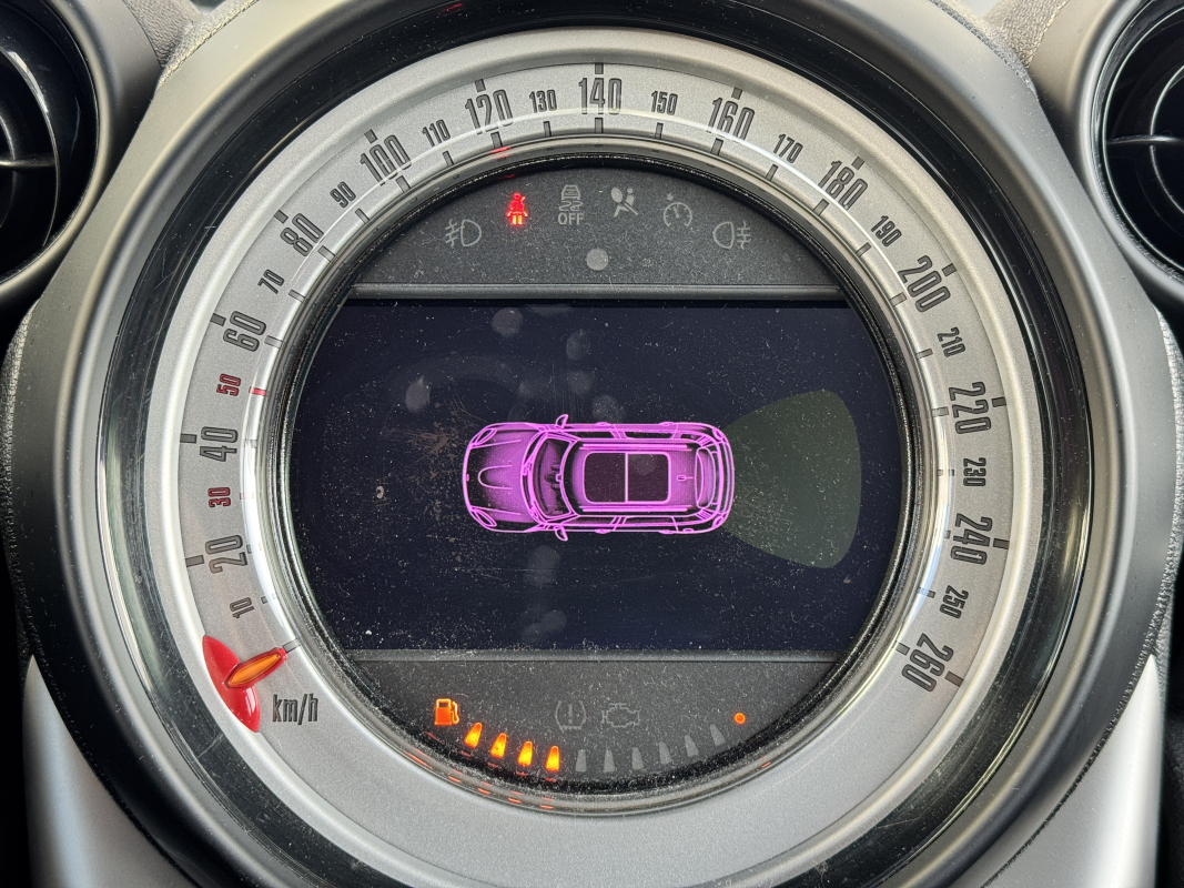 Mini Countryman — 19